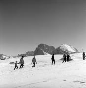 Spaziergänger (Positivo) di Foto Elisabeth Fuchs-Hauffen, Überlingen/Bodensee,Fuchs-Hauffen, Elisabeth (1973/02/01 - 1973/02/28)