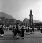 Tänzer (Positivo) di Foto Elisabeth Fuchs-Hauffen, Überlingen/Bodensee,Fuchs-Hauffen, Elisabeth (1975/05/01 - 1975/05/31)