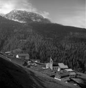 chiesa (Positivo) di Foto Elisabeth Fuchs-Hauffen, Überlingen/Bodensee,Fuchs-Hauffen, Elisabeth (1975/06/01 - 1975/06/63)