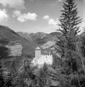 Schloß Reinegg (Sarntal) (Positivo) di Foto Elisabeth Fuchs-Hauffen, Überlingen/Bodensee,Fuchs-Hauffen, Elisabeth (1975/06/01 - 1975/06/63)