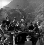 Essen und Trinken (Positivo) di Foto Elisabeth Fuchs-Hauffen, Überlingen/Bodensee,Fuchs-Hauffen, Elisabeth (1975/10/01 - 1975/10/31)