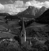 chiesa (Positivo) di Foto Elisabeth Fuchs-Hauffen, Überlingen/Bodensee,Fuchs-Hauffen, Elisabeth (1968/05/01 - 1968/05/31)