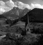 chiesa (Positivo) di Foto Elisabeth Fuchs-Hauffen, Überlingen/Bodensee,Fuchs-Hauffen, Elisabeth (1968/05/01 - 1968/05/31)