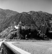 Schloss Sprechenstein (Positivo) di Foto Elisabeth Fuchs-Hauffen, Überlingen/Bodensee,Fuchs-Hauffen, Elisabeth (1971/10/01 - 1971/10/31)