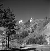 Schloß Reifenstein (Freienfeld) (Positivo) di Foto Elisabeth Fuchs-Hauffen, Überlingen/Bodensee,Fuchs-Hauffen, Elisabeth (1971/10/01 - 1971/10/31)