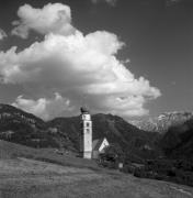 Kirche Kastelruth Seis St. Valentin (Positivo) di Foto Elisabeth Fuchs-Hauffen, Überlingen/Bodensee,Fuchs-Hauffen, Elisabeth (1972/05/01 - 1972/05/31)