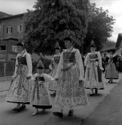 Umzug: Gröden (Positivo) di Foto Elisabeth Fuchs-Hauffen, Überlingen/Bodensee,Fuchs-Hauffen, Elisabeth (1968/06/01 - 1968/06/63)