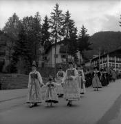 Umzug: Gröden (Positivo) di Foto Elisabeth Fuchs-Hauffen, Überlingen/Bodensee,Fuchs-Hauffen, Elisabeth (1968/06/01 - 1968/06/63)