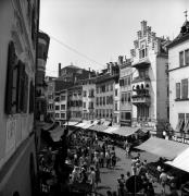 passanti (Positivo) di Foto Elisabeth Fuchs-Hauffen, Überlingen/Bodensee,Fuchs-Hauffen, Elisabeth (1976/08/01 - 1976/08/31)