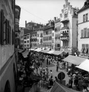 passanti (Positivo) di Foto Elisabeth Fuchs-Hauffen, Überlingen/Bodensee,Fuchs-Hauffen, Elisabeth (1976/08/01 - 1976/08/31)
