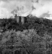 Schloss Zenoburg (Dorf Tirol) (Positivo) di Foto Elisabeth Fuchs-Hauffen, Überlingen/Bodensee,Fuchs-Hauffen, Elisabeth (1977/04/01 - 1977/04/43)