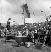 banda musicale (Positivo) di Foto Elisabeth Fuchs-Hauffen, Überlingen/Bodensee,Fuchs-Hauffen, Elisabeth (1976/10/01 - 1976/10/31)