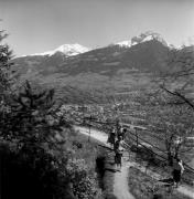Promenade (Positivo) di Foto Elisabeth Fuchs-Hauffen, Überlingen/Bodensee,Fuchs-Hauffen, Elisabeth (1977/04/01 - 1977/04/43)