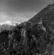 Schloss Tirol (Positivo) di Foto Elisabeth Fuchs-Hauffen, Überlingen/Bodensee,Fuchs-Hauffen, Elisabeth (1977/04/01 - 1977/04/43)
