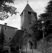 Stadttor Meran Passeiertor (Positivo) di Foto Elisabeth Fuchs-Hauffen, Überlingen/Bodensee,Fuchs-Hauffen, Elisabeth (1977/04/01 - 1977/04/43)