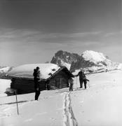 famiglia (Positivo) di Foto Elisabeth Fuchs-Hauffen, Überlingen/Bodensee,Fuchs-Hauffen, Elisabeth (1977/03/01 - 1977/03/31)