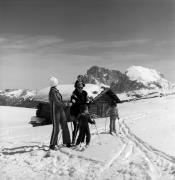 famiglia (Positivo) di Foto Elisabeth Fuchs-Hauffen, Überlingen/Bodensee,Fuchs-Hauffen, Elisabeth (1977/03/01 - 1977/03/31)
