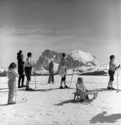 famiglia (Positivo) di Foto Elisabeth Fuchs-Hauffen, Überlingen/Bodensee,Fuchs-Hauffen, Elisabeth (1977/03/01 - 1977/03/31)