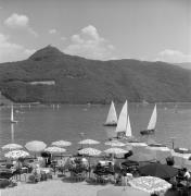 Lido Kalterer See (Positivo) di Foto Elisabeth Fuchs-Hauffen, Überlingen/Bodensee,Fuchs-Hauffen, Elisabeth (1970/07/01 - 1970/07/31)