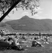 Lido Kalterer See (Positivo) di Foto Elisabeth Fuchs-Hauffen, Überlingen/Bodensee,Fuchs-Hauffen, Elisabeth (1970/07/01 - 1970/07/31)