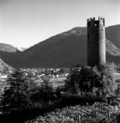 Turm, Gscheibter Turm (Positivo) di Foto Elisabeth Fuchs-Hauffen, Überlingen/Bodensee,Fuchs-Hauffen, Elisabeth (1970/10/01 - 1970/10/31)