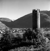 Turm, Gscheibter Turm (Positivo) di Foto Elisabeth Fuchs-Hauffen, Überlingen/Bodensee,Fuchs-Hauffen, Elisabeth (1970/10/01 - 1970/10/31)