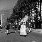 costume tradizionale (Positivo) di Foto Elisabeth Fuchs-Hauffen, Überlingen/Bodensee,Fuchs-Hauffen, Elisabeth (1970/10/01 - 1970/10/31)