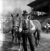 Pferderennen (Positivo) di Foto Elisabeth Fuchs-Hauffen, Überlingen/Bodensee,Fuchs-Hauffen, Elisabeth (1969/04/01 - 1969/04/43)