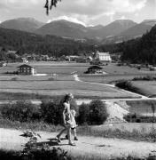 bambina (Positivo) di Foto Elisabeth Fuchs-Hauffen, Überlingen/Bodensee,Fuchs-Hauffen, Elisabeth (1970/06/01 - 1970/06/63)