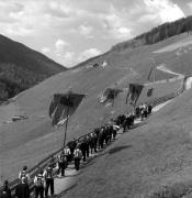 Fronleichnam (Positivo) di Foto Elisabeth Fuchs-Hauffen, Überlingen/Bodensee,Fuchs-Hauffen, Elisabeth (1970/06/01 - 1970/06/63)