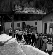 Fronleichnam (Positivo) di Foto Elisabeth Fuchs-Hauffen, Überlingen/Bodensee,Fuchs-Hauffen, Elisabeth (1970/06/01 - 1970/06/63)