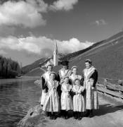 bambina (Positivo) di Foto Elisabeth Fuchs-Hauffen, Überlingen/Bodensee,Fuchs-Hauffen, Elisabeth (1970/06/01 - 1970/06/63)