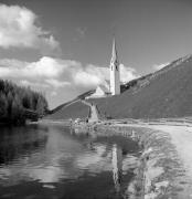 Kirche Sarntal Durnholz Pfarrkirche Hl. Nikolaus (Positivo) di Foto Elisabeth Fuchs-Hauffen, Überlingen/Bodensee,Fuchs-Hauffen, Elisabeth (1970/06/01 - 1970/06/63)