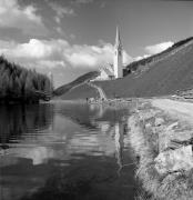 Kirche Sarntal Durnholz Pfarrkirche Hl. Nikolaus (Positivo) di Foto Elisabeth Fuchs-Hauffen, Überlingen/Bodensee,Fuchs-Hauffen, Elisabeth (1970/06/01 - 1970/06/63)