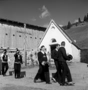 costume tradizionale (Positivo) di Foto Elisabeth Fuchs-Hauffen, Überlingen/Bodensee,Fuchs-Hauffen, Elisabeth (1970/06/01 - 1970/06/63)