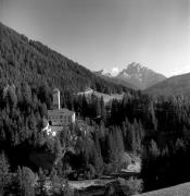 Schloß Welsberg (Pustertal) (Positivo) di Foto Elisabeth Fuchs-Hauffen, Überlingen/Bodensee,Fuchs-Hauffen, Elisabeth (1970/10/01 - 1970/10/31)