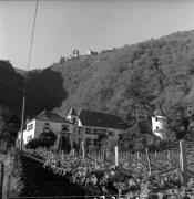 Schloß Payersberg / Cast. Bávaro (Nals) (Positivo) di Foto Elisabeth Fuchs-Hauffen, Überlingen/Bodensee,Fuchs-Hauffen, Elisabeth (1970/10/01 - 1970/10/31)