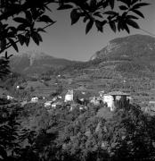 Schloß Katzenzungen (Tisens) (Positivo) di Foto Elisabeth Fuchs-Hauffen, Überlingen/Bodensee,Fuchs-Hauffen, Elisabeth (1970/10/01 - 1970/10/31)