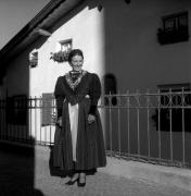 costume tradizionale (Positivo) di Foto Elisabeth Fuchs-Hauffen, Überlingen/Bodensee,Fuchs-Hauffen, Elisabeth (1970/10/01 - 1970/10/31)