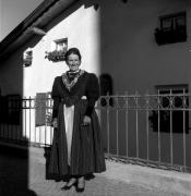 costume tradizionale (Positivo) di Foto Elisabeth Fuchs-Hauffen, Überlingen/Bodensee,Fuchs-Hauffen, Elisabeth (1970/10/01 - 1970/10/31)
