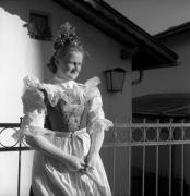 costume tradizionale (Positivo) di Foto Elisabeth Fuchs-Hauffen, Überlingen/Bodensee,Fuchs-Hauffen, Elisabeth (1970/10/01 - 1970/10/31)