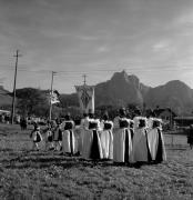 costume tradizionale (Positivo) di Foto Elisabeth Fuchs-Hauffen, Überlingen/Bodensee,Fuchs-Hauffen, Elisabeth (1970/10/01 - 1970/10/31)