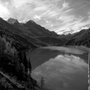 Stausee (Positivo) di Foto Elisabeth Fuchs-Hauffen, Überlingen/Bodensee,Fuchs-Hauffen, Elisabeth (1968/09/01 - 1968/09/93)