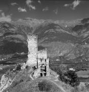 Burgruine Untermontani in Morter (Positivo) di Foto Elisabeth Fuchs-Hauffen, Überlingen/Bodensee,Fuchs-Hauffen, Elisabeth (1968/09/01 - 1968/09/93)