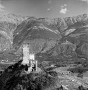 Burgruine Untermontani in Morter (Positivo) di Foto Elisabeth Fuchs-Hauffen, Überlingen/Bodensee,Fuchs-Hauffen, Elisabeth (1968/09/01 - 1968/09/93)