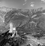 Burgruine Untermontani in Morter (Positivo) di Foto Elisabeth Fuchs-Hauffen, Überlingen/Bodensee,Fuchs-Hauffen, Elisabeth (1968/09/01 - 1968/09/93)