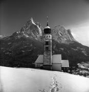 chiesa (Positivo) di Foto Elisabeth Fuchs-Hauffen, Überlingen/Bodensee,Fuchs-Hauffen, Elisabeth (1975/03/01 - 1975/03/31)