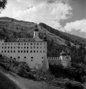 Kloster Benediktiner Marienberg Burgeis (Positivo) di Foto Elisabeth Fuchs-Hauffen, Überlingen/Bodensee,Fuchs-Hauffen, Elisabeth (1969/06/01 - 1969/06/63)