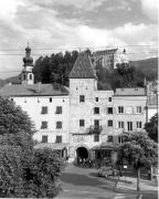 Stadttor Bruneck (Positivo) di Foto Elisabeth Fuchs-Hauffen, Überlingen/Bodensee,Fuchs-Hauffen, Elisabeth (1974/06/01 - 1974/06/63)