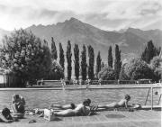 Schwimmbad: Meran (Positivo) di Foto Elisabeth Fuchs-Hauffen, Überlingen/Bodensee,Fuchs-Hauffen, Elisabeth (1967/05/01 - 1967/05/31)